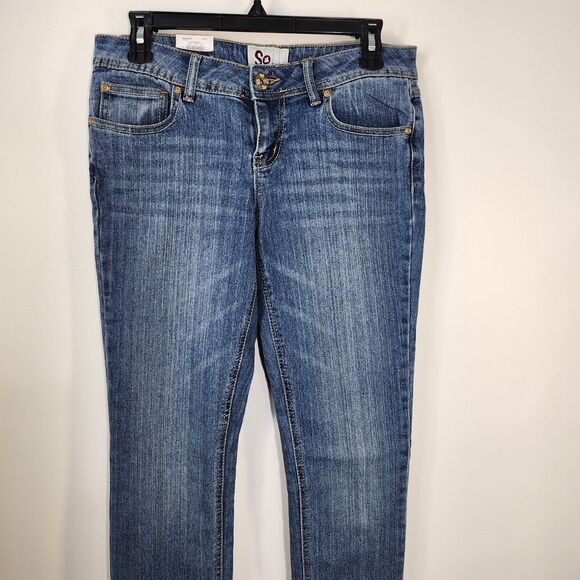 SO Junior's Womens Jeans Size 9 Blue Aquarius Skinny Leg Denim Low Rise Med Wash - Picture 4 of 9